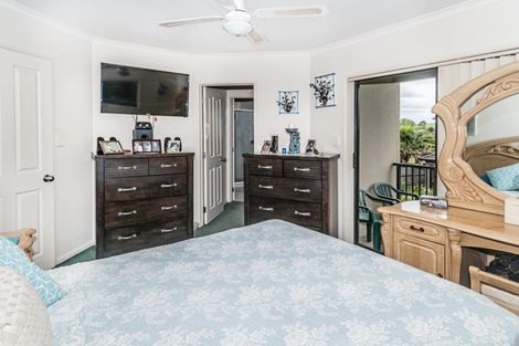 Photo of property in 41 Kellaway Drive, East Tamaki, Auckland, 2013