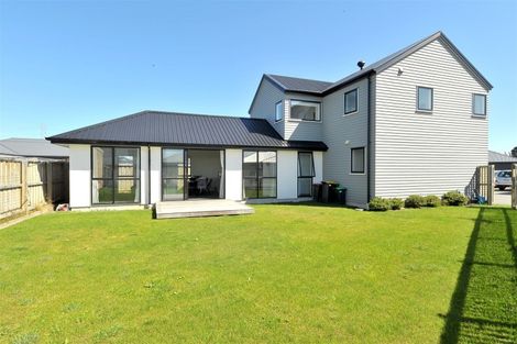 Photo of property in 3 Eric Melrose Lane, Halswell, Christchurch, 8025