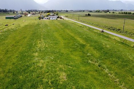 Photo of property in 8 La Fontaine Road, Harihari, 7884