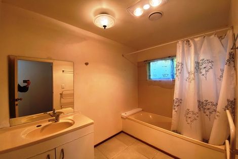 Photo of property in 14 Jean Place, Stanmore Bay, Whangaparaoa, 0932