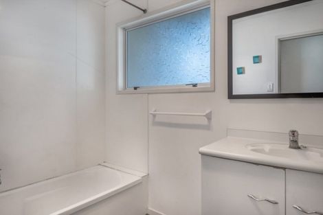 Photo of property in 4 Mckinley Place, Nawton, Hamilton, 3200