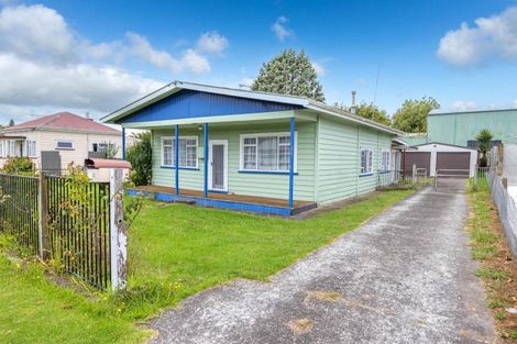 Photo of property in 28 Hakanoa Street, Huntly, 3700