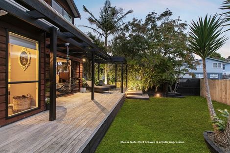 Photo of property in 2/55 Selwyn Crescent, Forrest Hill, Auckland, 0620