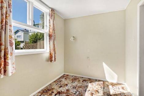 Photo of property in 24 Knoll Street, Island Bay, Wellington, 6023