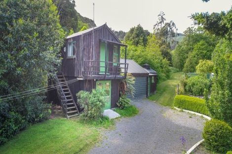 Photo of property in 120 Harmans Track, Little River, 7591