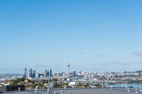 Photo of property in 413/19 Rawene Road, Birkenhead, Auckland, 0626