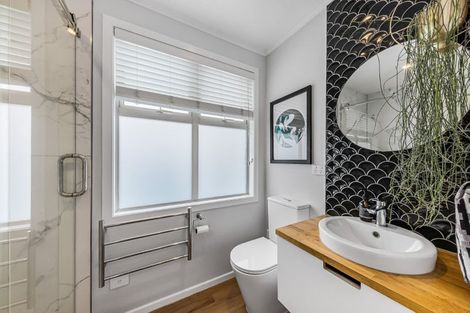 Photo of property in 6 Esmeralda Avenue, Avondale, Auckland, 1026