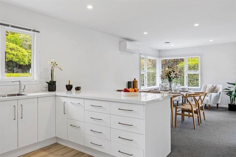 Photo of property in 23 Centaurus Road, Cashmere, Christchurch, 8022