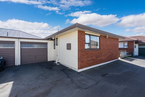 Photo of property in 2/5 Eskvale Street, Saint Kilda, Dunedin, 9012