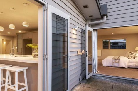 Photo of property in 37 Sherborne Street, St Albans, Christchurch, 8014