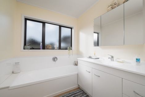 Photo of property in 49 Mckenzie Road, Te Ti Mangonui, Kerikeri, 0294