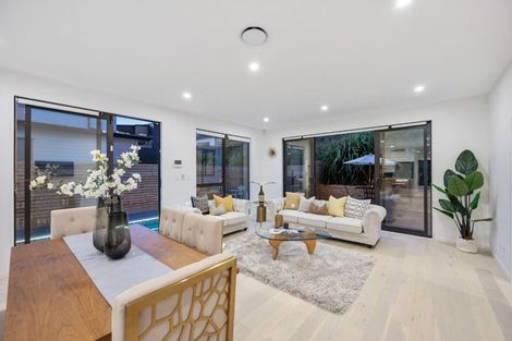 Photo of property in 7 Hanikura Street, Long Bay, Auckland, 0630