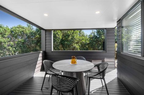 Photo of property in 35 Lagoon Way, Omaha, 0986