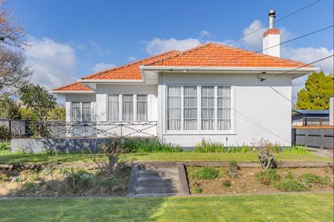 Photo of property in 100 Weraroa Road, Levin, 5510