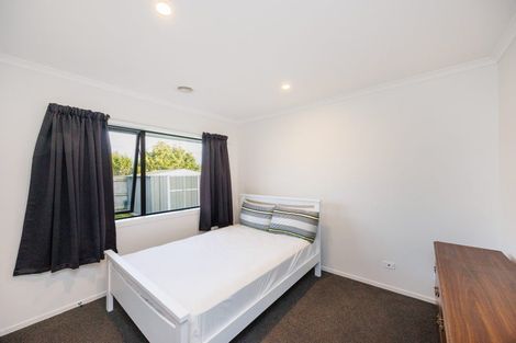 Photo of property in 79 Balrickard Way, Milson, Palmerston North, 4414