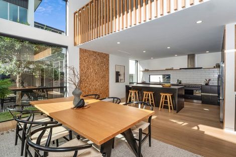 Photo of property in 347b Oceanbeach Road, Mount Maunganui, 3116