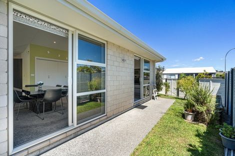 Photo of property in 22 Saint Pauls Drive, Brookfield, Tauranga, 3110