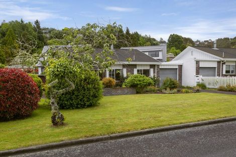 Photo of property in 11b Reeves Road, Acacia Bay, Taupo, 3330