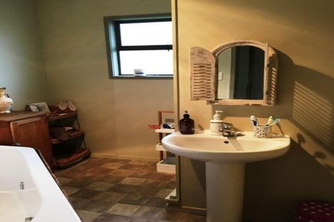 Photo of property in 17 Bledisloe Street, Ruawai, 0530