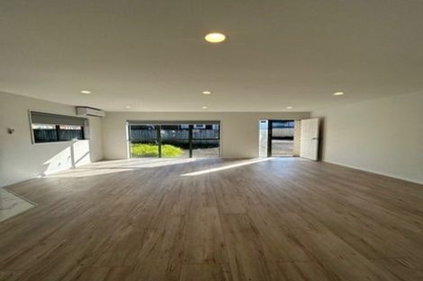 Photo of property in 14a Parkinson Avenue, Wesley, Auckland, 1041