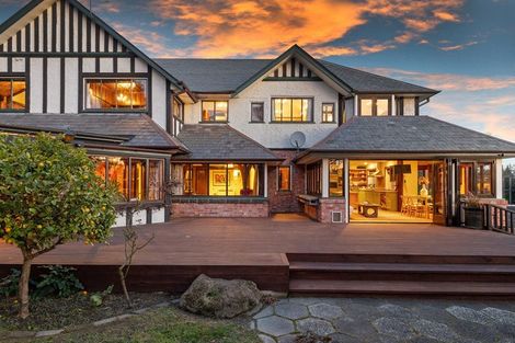 Photo of property in 283 Papanui Road, Merivale, Christchurch, 8052