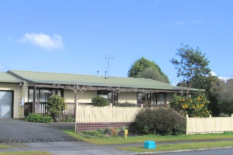 Photo of property in 2 Mckain Place, Fitzroy, Hamilton, 3206