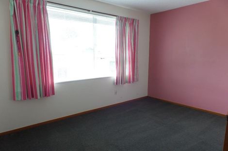 Photo of property in 2/6 James Condon Place, Redwood, Christchurch, 8051
