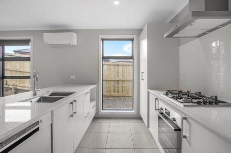 Photo of property in 38 Scenic Rise, Rototuna North, 3281