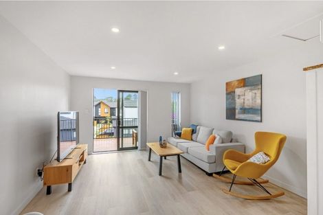 Photo of property in 12 Parenga Lane, Kumeu, 0810