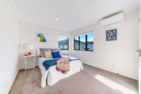 Photo of property in 1 Papahou Lane, Papatoetoe, Auckland, 2025