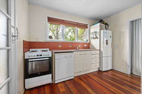 Photo of property in 11 Hilton Road, St Andrews, Hamilton, 3200