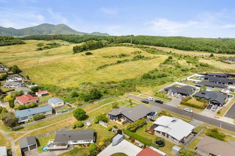 Photo of property in 17 Windsor Street, Richmond Heights, Taupo, 3330