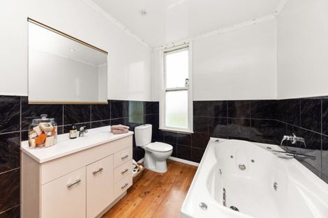 Photo of property in 472 Wellington Road, Marton, 4710