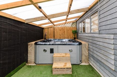 Photo of property in 50 Hutcheson Street, Mayfield, Blenheim, 7201