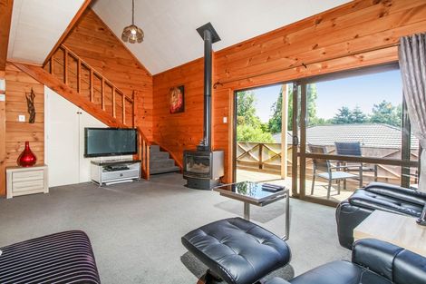 Photo of property in 1/74 Colwill Road, Massey, Auckland, 0614