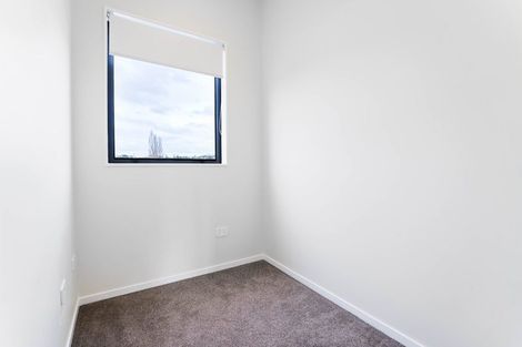 Photo of property in 9/17 Parker Avenue, New Lynn, Auckland, 0600