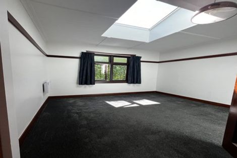 Photo of property in 19 Highbury Crescent, Aro Valley, Wellington, 6012