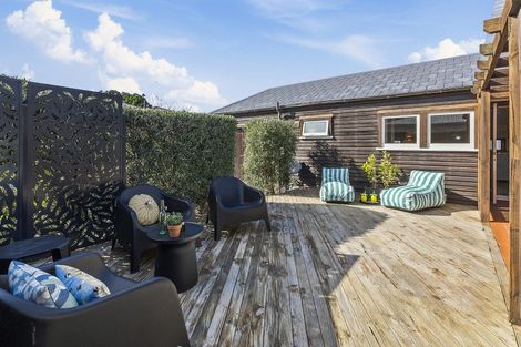 Photo of property in 24a Puriri Street, Miramar, Wellington, 6022