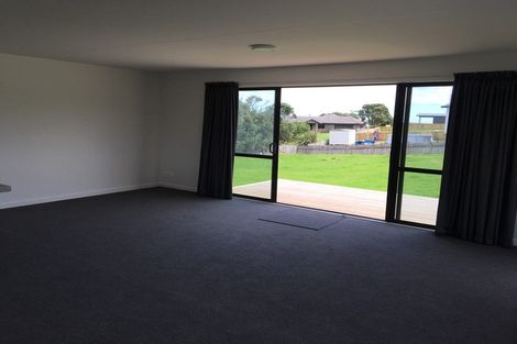 Photo of property in 27 Sunset Drive, Baylys Beach, Dargaville, 0377