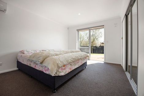 Photo of property in 5 Compton Grove, Huntington, Hamilton, 3210