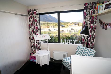 Photo of property in 6 Hovingham Court, Jacks Point, Queenstown, 9371