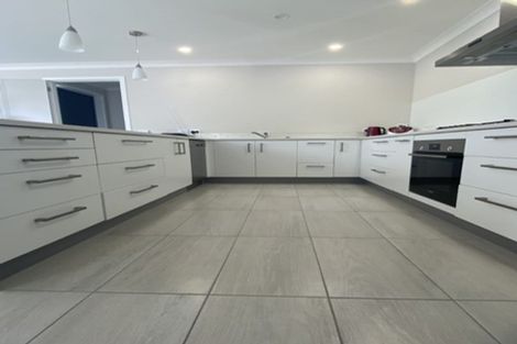 Photo of property in 59 Queen Charlotte Drive, Aotea, Porirua, 5024