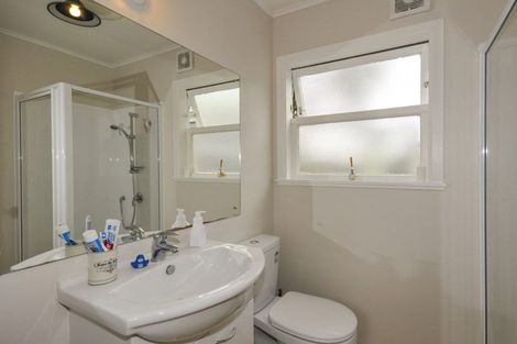 Photo of property in 7 Ninian Street, Highbury, Wellington, 6012