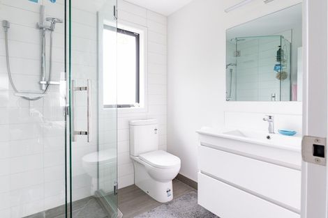 Photo of property in 2/11 Masters Avenue, Hillcrest, Hamilton, 3216