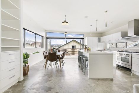 Photo of property in 528a Evans Bay Parade, Hataitai, Wellington, 6021