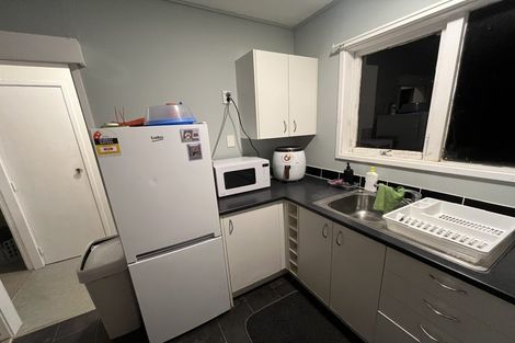 Photo of property in 2/18 Thurleigh Grove, Karori, Wellington, 6012