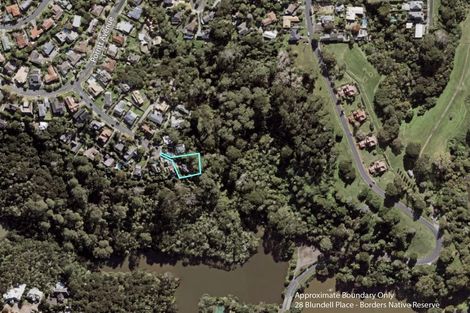 Photo of property in 28 Blundell Place, Chatswood, Auckland, 0626