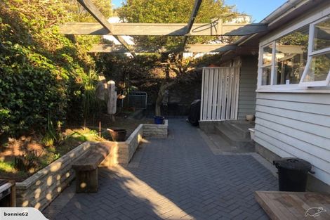 Photo of property in 87a Seatoun Heights Road, Seatoun, Wellington, 6022