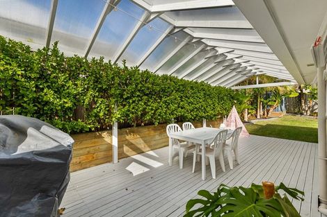 Photo of property in 39 Keegan Drive, Massey, Auckland, 0614