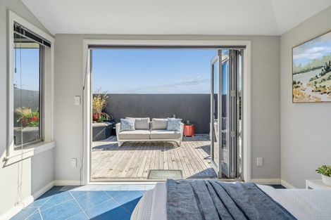 Photo of property in 7 Sunset Parade, Plimmerton, Porirua, 5026